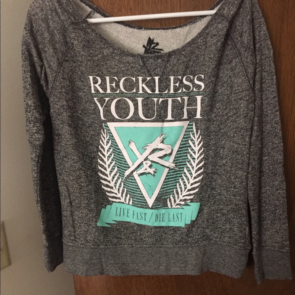 Sweat Shirt